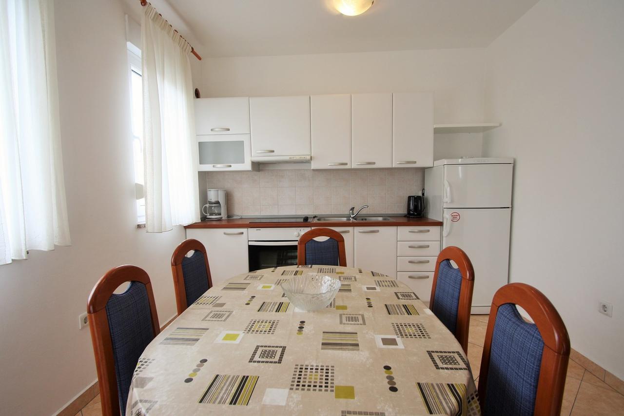 Apartment Bilic With Balcony Poreč Zewnętrze zdjęcie